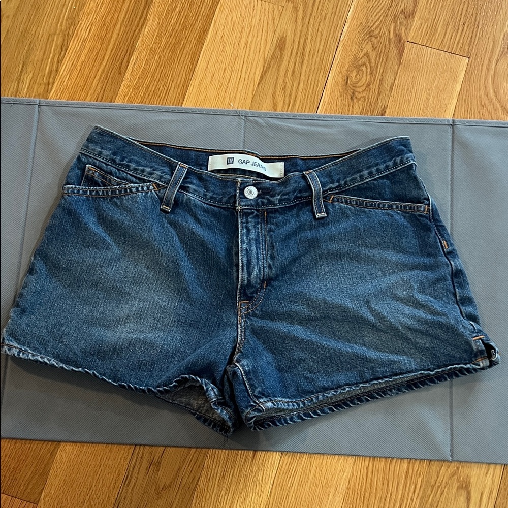 GAP Women's Classic Blue Jean Shorts